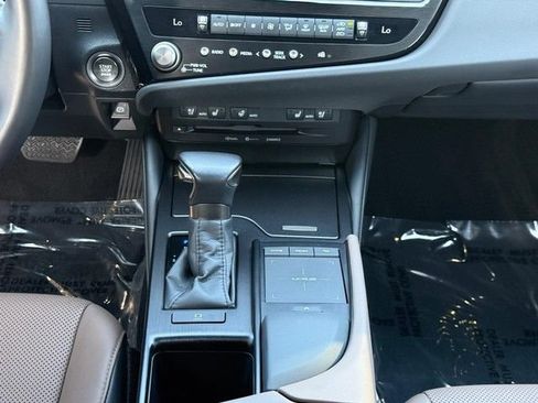 Used 2022 Lexus ES 350 w/ Premium Package FWD image 17