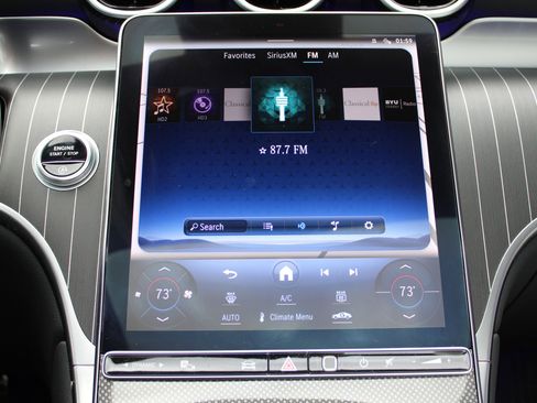 Used 2024 Mercedes-Benz GLC 300 4MATIC image 19