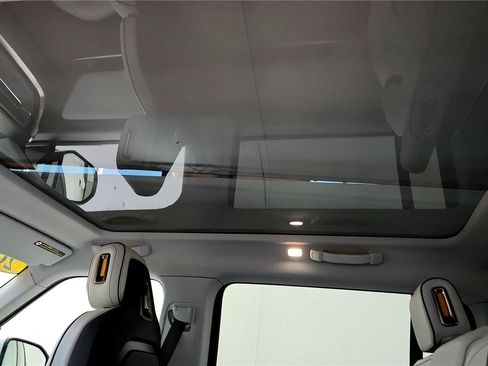 Used 2025 Rivian R1S Adventure image 27