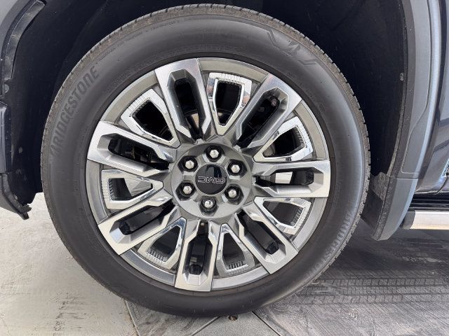 Used 2023 GMC Sierra 1500 Denali Ultimate AWD/4WD image 10