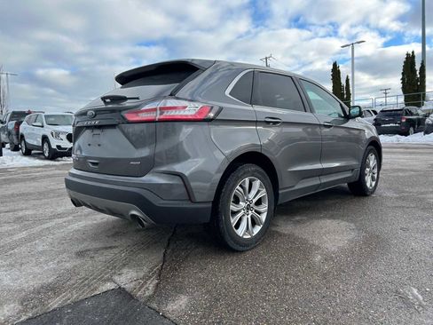 Used 2024 Ford Edge Titanium image 17
