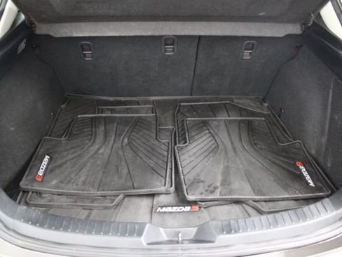 Used 2015 MAZDA MAZDA3 i Touring w/ Technology Package FWD image 22