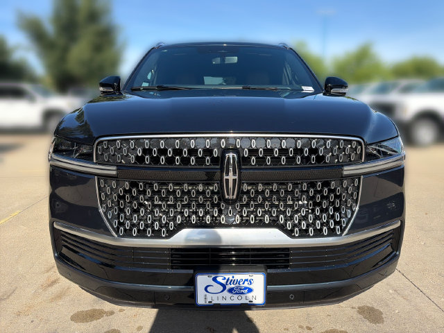 New 2026 Lincoln Navigator L Reserve AWD/4WD image 11