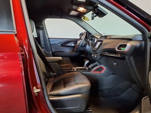 Used 2023 Chevrolet TrailBlazer RS w/ Convenience Package image 12