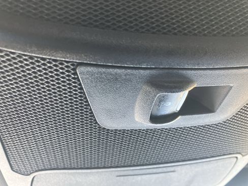 Used 2019 Ford F150 XLT w/ Equipment Group 302A Luxury AWD/4WD image 31