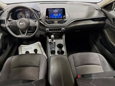 Used 2025 Nissan Altima 2.5 S FWD image 20