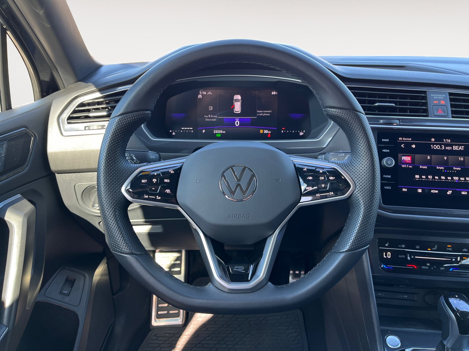 Certified 2024 Volkswagen Tiguan SE R-Line w/ MDO Package, Two-Row AWD/4WD image 12