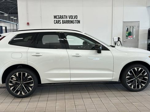 New 2026 Volvo XC60 B5 Ultra w/ Protection Package Premier AWD/4WD image 4