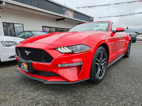 Used 2018 Ford Mustang GT Premium image 4