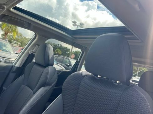 Used 2024 Subaru Forester Premium AWD/4WD image 5