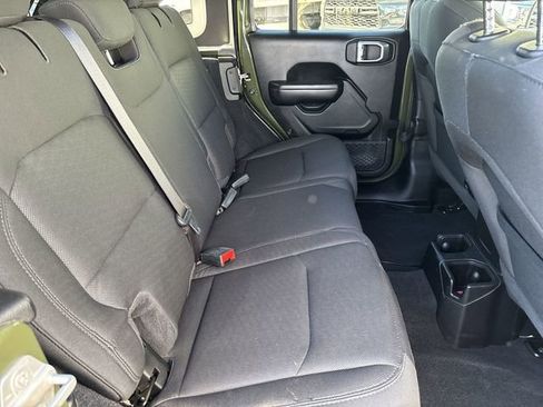 Used 2020 Jeep Wrangler Unlimited Sport S image 17