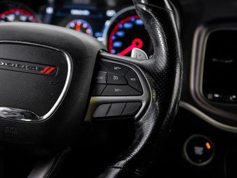 Used 2019 Dodge Charger R/T w/ Plus Group RWD image 17