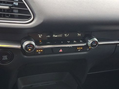 Used 2025 MAZDA CX-30 AWD 2.5 S w/ Premium Package image 17