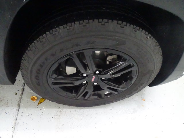 Certified 2024 GMC Terrain AT4 w/ Tech Package AWD/4WD image 28