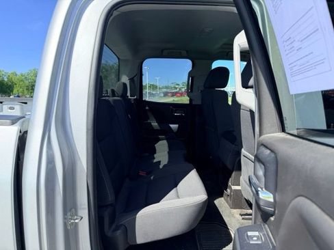 Used 2018 Chevrolet Silverado 1500 LT w/ All Star Edition AWD/4WD image 9