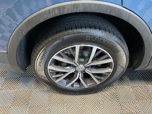 Used 2019 Volkswagen Tiguan SE w/ Panoramic Sunroof Package AWD/4WD image 41