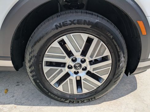 Certified 2026 Hyundai Palisade FWD Hybrid image 9