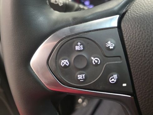 Used 2023 Chevrolet Traverse LT w/ LT Premium Package image 17