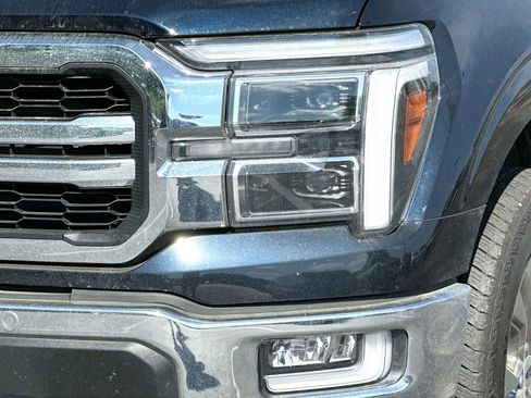 Used 2024 Ford F150 Lariat w/ FX4 Off-Road Package image 16