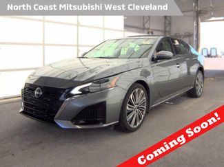Used 2024 Nissan Altima 2.5 SL AWD/4WD video 1