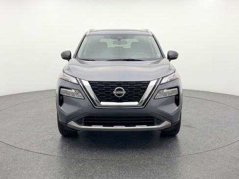 Used 2025 Nissan Rogue SV AWD/4WD image 2