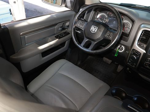 Used 2018 RAM 1500 Big Horn AWD/4WD image 25
