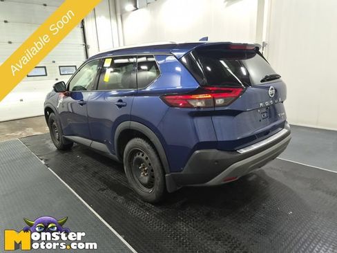 Used 2021 Nissan Rogue SV AWD/4WD image 3