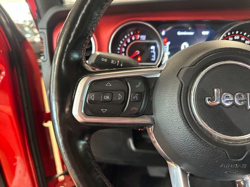 Used 2020 Jeep Gladiator Rubicon AWD/4WD image 18