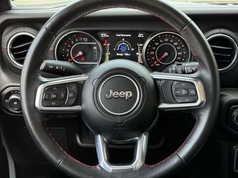 Used 2021 Jeep Wrangler Unlimited Rubicon AWD/4WD image 9