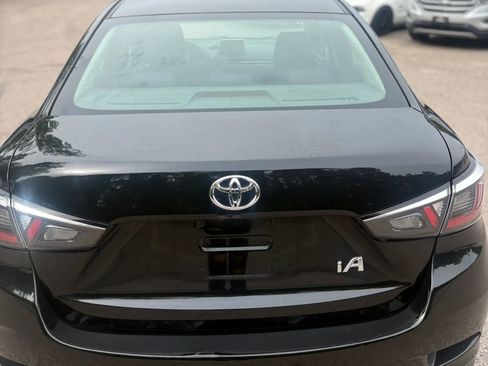 Used 2017 Toyota Yaris iA FWD image 5