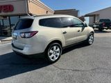 Used 2017 Chevrolet Traverse LT w/ Traveler's Package image 5
