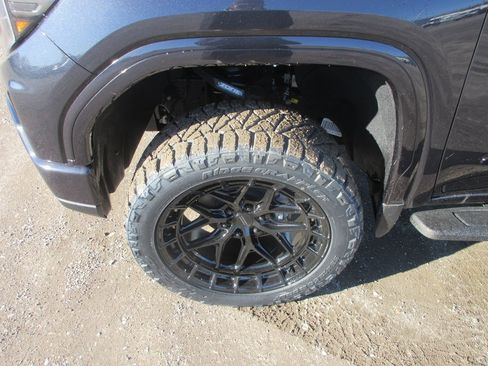 New 2026 GMC Sierra 1500 AT4 w/ AT4 Premium Package image 13