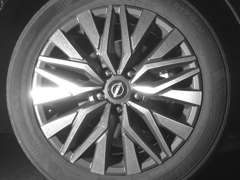 Used 2025 Nissan Altima 2.5 SV FWD image 13