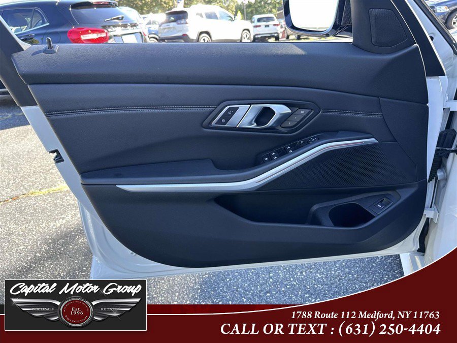 Used 2020 BMW 330i xDrive Sedan w/ M Sport Package AWD/4WD image 9