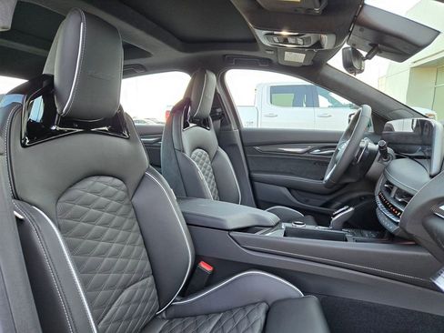 New 2026 Cadillac CT5 V image 28