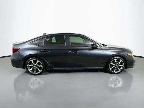 Used 2025 Honda Civic Sport Touring image 7