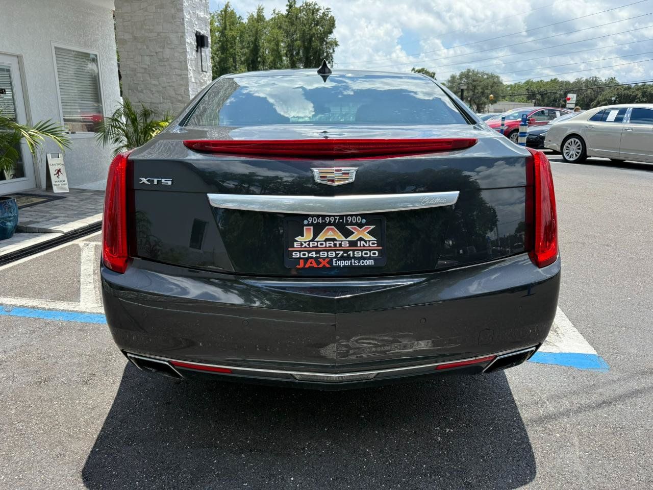 Used 2016 Cadillac XTS Luxury FWD image 17