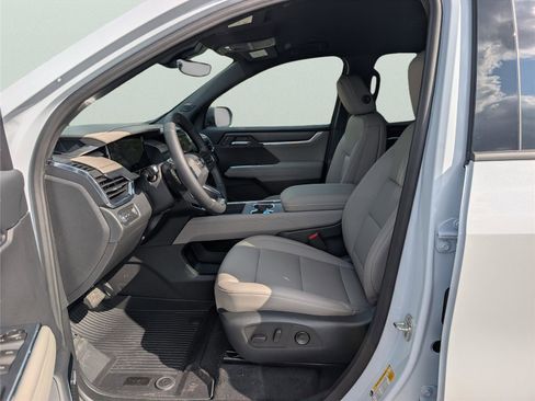 New 2026 GMC Acadia Elevation w/ Elevation Premium Package FWD image 34
