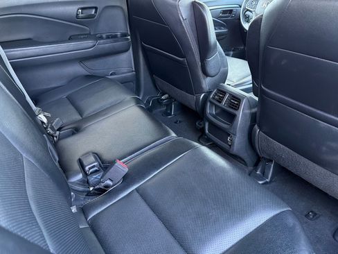 Certified 2023 Honda Passport EX-L image 29