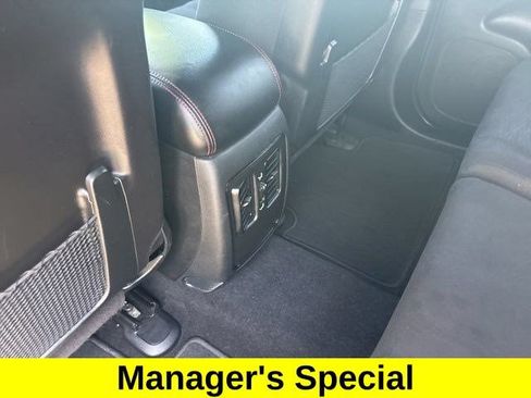 Used 2023 Dodge Durango GT AWD/4WD image 30