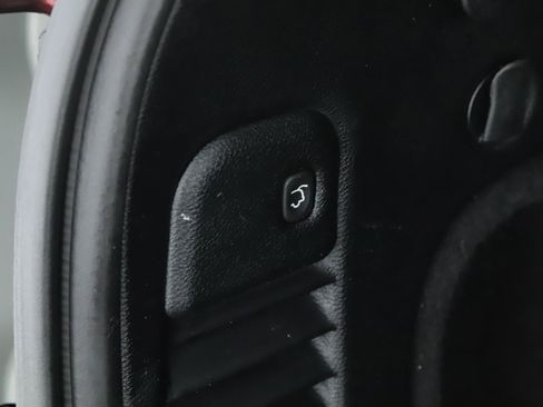 Used 2018 Jeep Grand Cherokee Limited AWD/4WD image 20