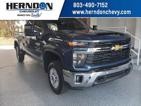 Used 2025 Chevrolet Silverado 2500 LT w/ Safety Package image 1