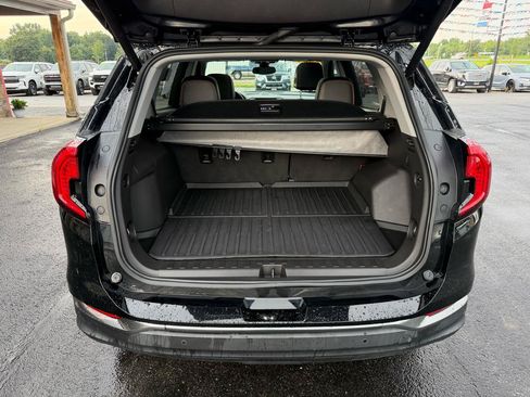 Used 2024 GMC Terrain AT4 w/ Infotainment Package II AWD/4WD image 6