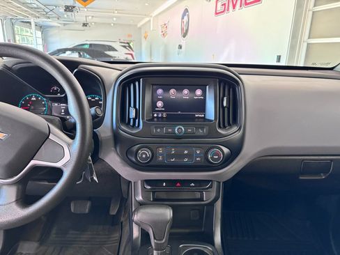 Certified 2020 Chevrolet Colorado W/T w/ WT Convenience Package AWD/4WD image 17
