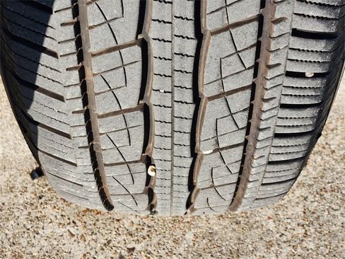 Used 2025 Chevrolet Silverado 1500 Custom image 11