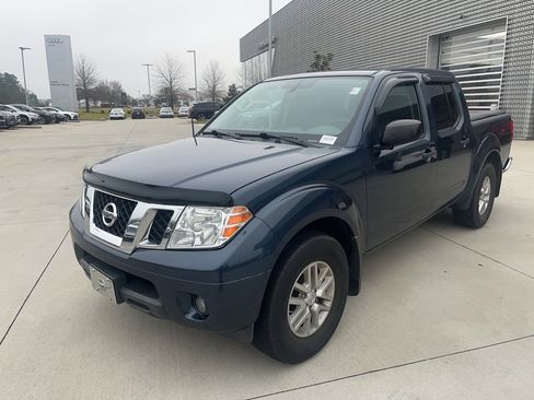 Used 2019 Nissan Frontier SV w/ Value Truck Package image 2