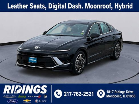 Used 2025 Hyundai Sonata Limited FWD image 1