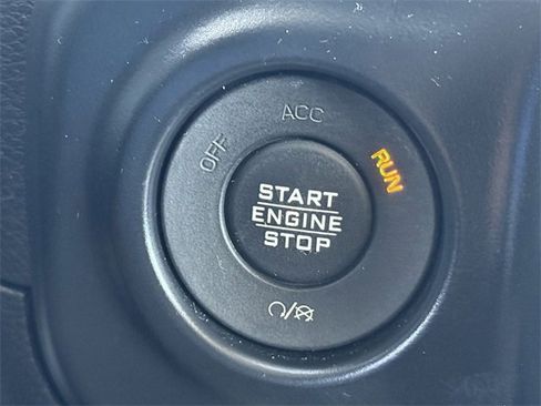 Used 2019 Jeep Wrangler Unlimited Sport S image 13