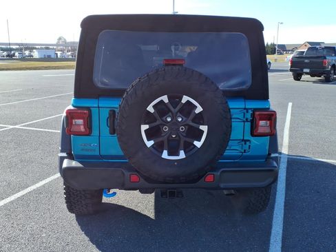 Used 2024 Jeep Wrangler Unlimited Rubicon 4xe w/ Convenience Group image 5