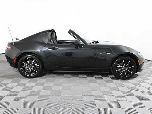 Used 2024 MAZDA MX-5 Miata RF Grand Touring RWD image 11
